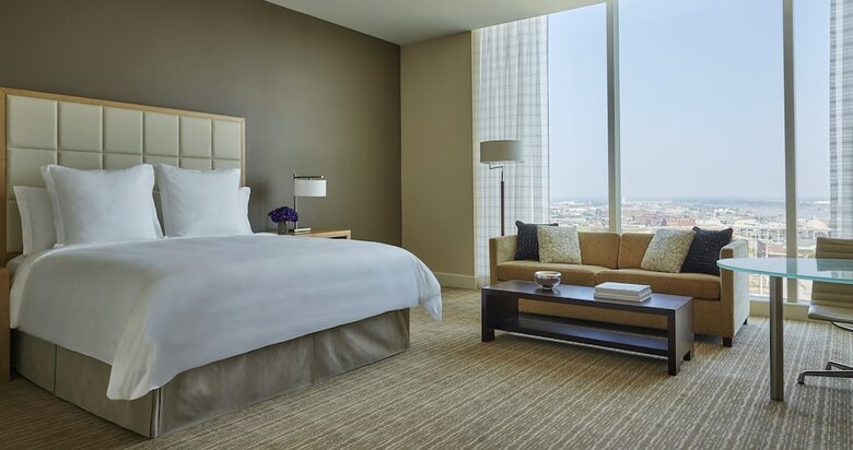 Four Seasons Hotel St Louis