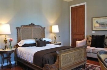 Bed & Breakfast Grand Center Inn