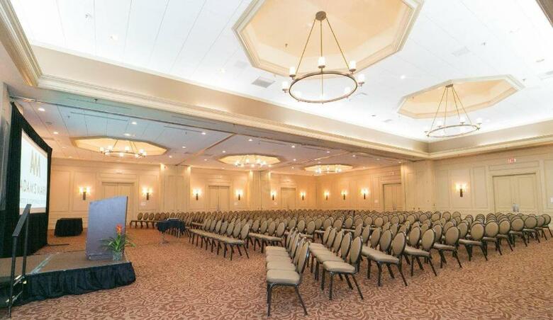 Adam�s Mark Hotel & Conference Center