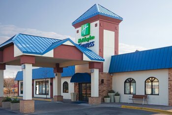 Hotel Quality Inn & Suites
