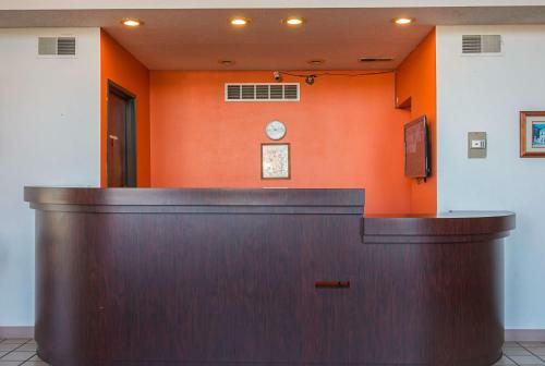 Motel 6 Hannibal Mo