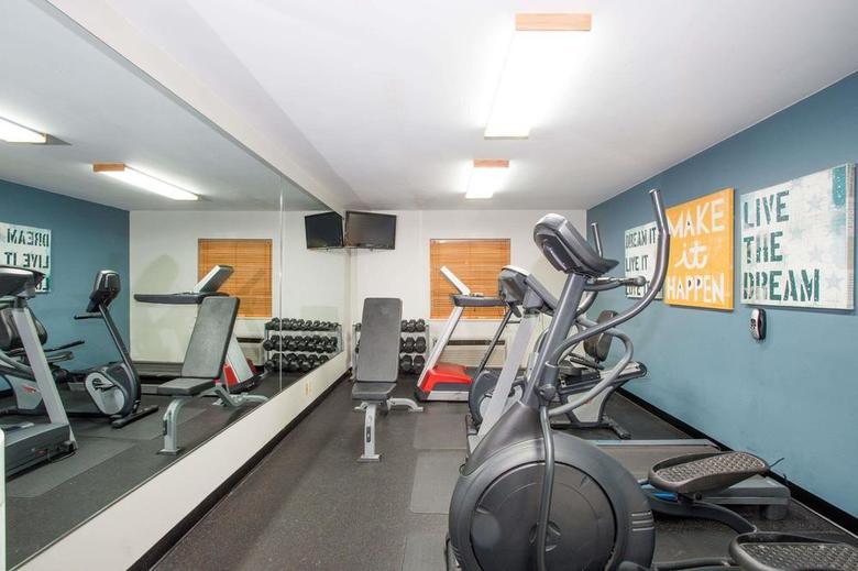 Hotel Baymont Inn And Suites Jefferson City