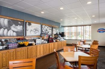Hotel Baymont Inn And Suites Jefferson City