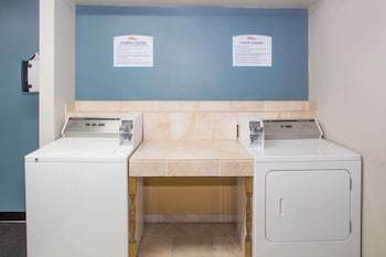Hotel Baymont Inn And Suites Jefferson City