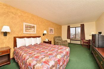 Hotel Americas Best Value Inn - Ozark