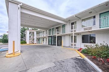Motel 6 Lexington East
