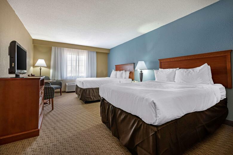 Clarion Hotel Conference Center - North