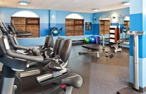 Hotel Four Points By Sheraton Louisville Airport