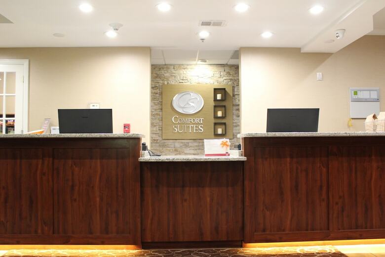Hotel Comfort Suites