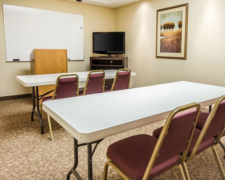 Hotel Comfort Suites