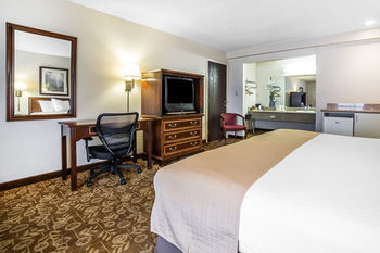 Motel Quality Inn And Suites Minden