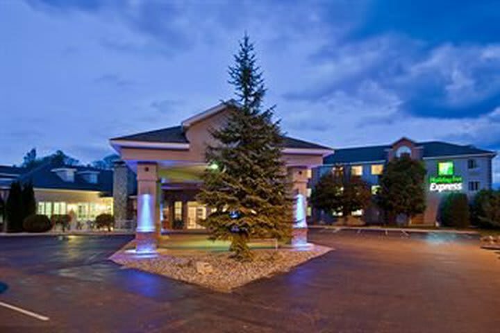 Hotel Holiday Inn Express St. Ignace-lake Front