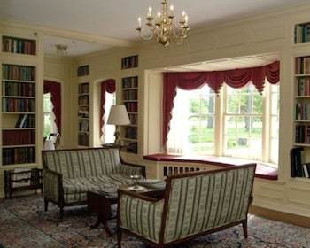 Bed & Breakfast Montague Inn