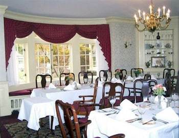 Bed & Breakfast Montague Inn