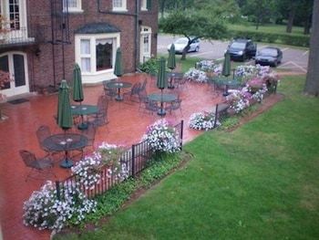 Bed & Breakfast Montague Inn