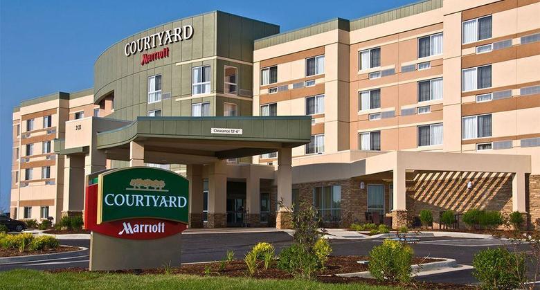 Hotel Courtyard Battle Creek