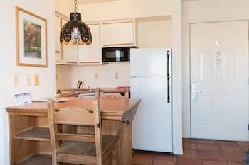 Hotel Santa Fe Suites