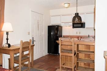 Hotel Santa Fe Suites