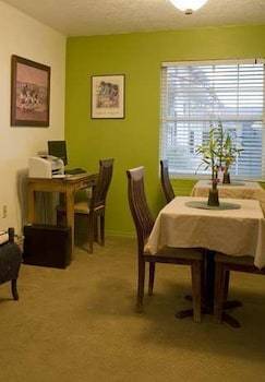 Hotel Santa Fe Suites