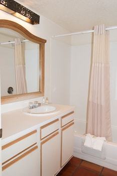 Hotel Santa Fe Suites