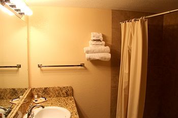 Grand Motor Inn, Hotel & Restaurant