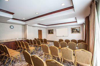 Hotel Comfort Suites