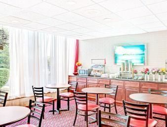 Hotel Ramada Rockaway