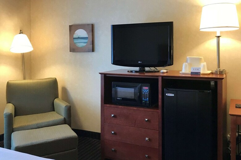 Clarion Hotel & Conference Center