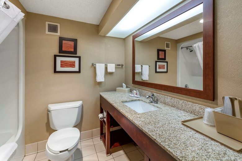 Hotel Comfort Inn