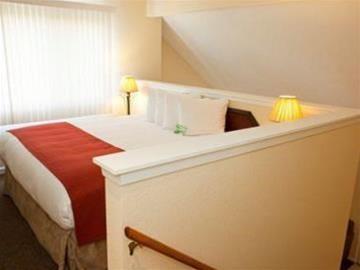 Chase Suite Hotel Lincoln