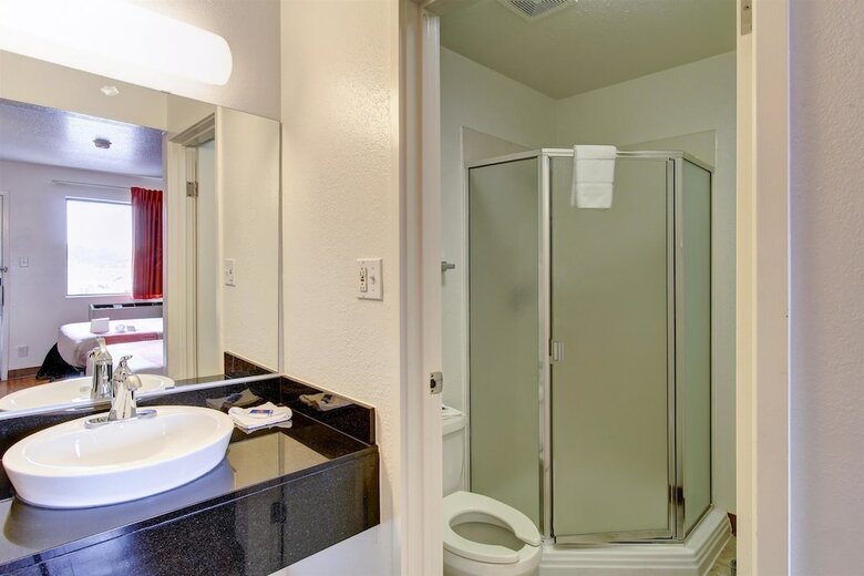 Motel 6 Cleveland West - Lorain - Amherst