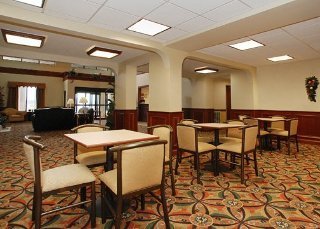 Hotel Comfort Suites Findlay