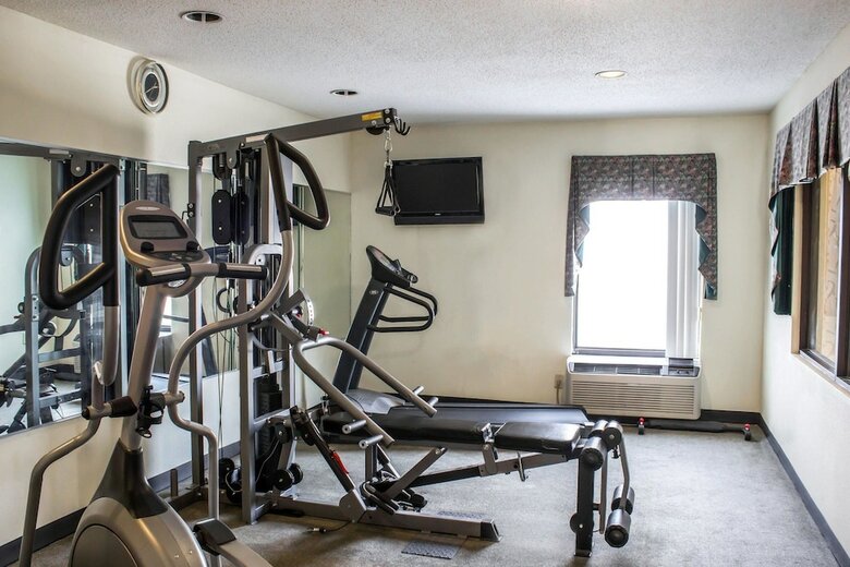 Hotel Quality Inn And Suites