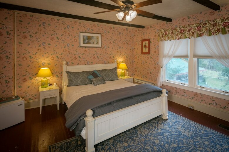 Bed & Breakfast Taylor House Inn