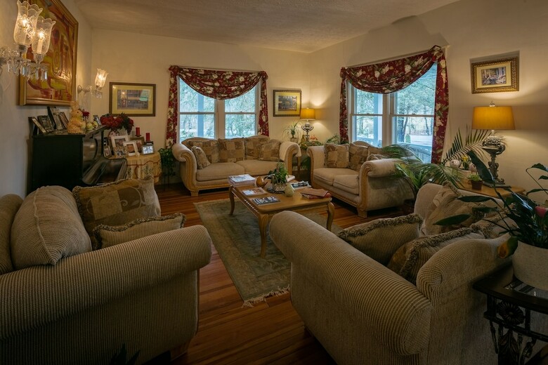 Bed & Breakfast Taylor House Inn