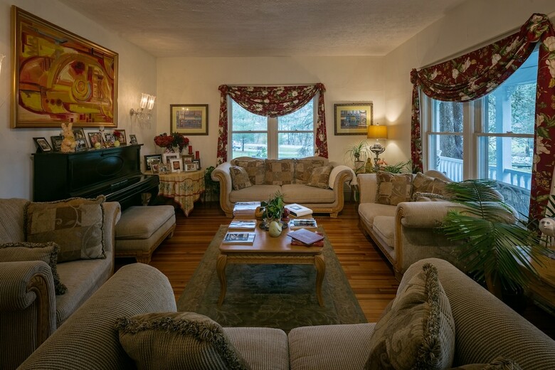 Bed & Breakfast Taylor House Inn