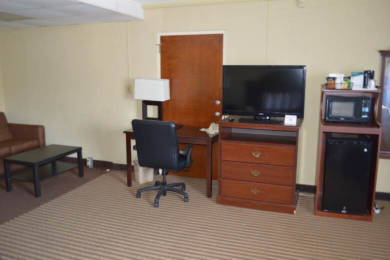 Hotel Quality Inn & Suites