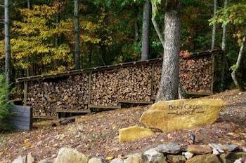 Bent Creek Lodge Bed & Breakfast