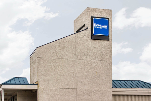 Motel Rodeway Inn & Suites