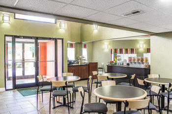 Hotel Quality Inn Selma