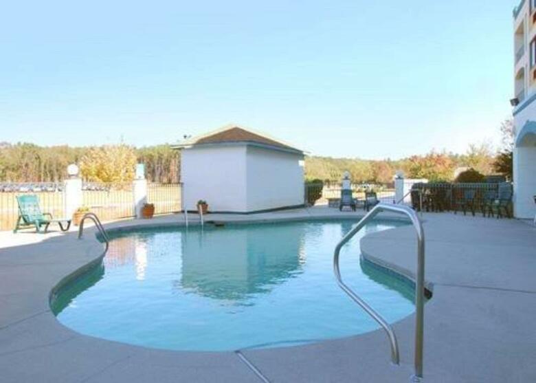 Hotel Comfort Suites Lumberton