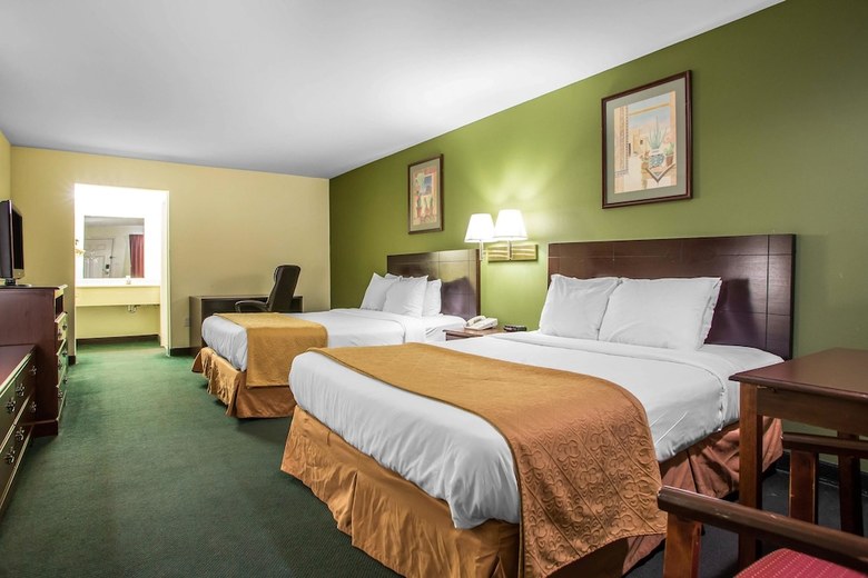 Motel Quality Inn Pleasantville