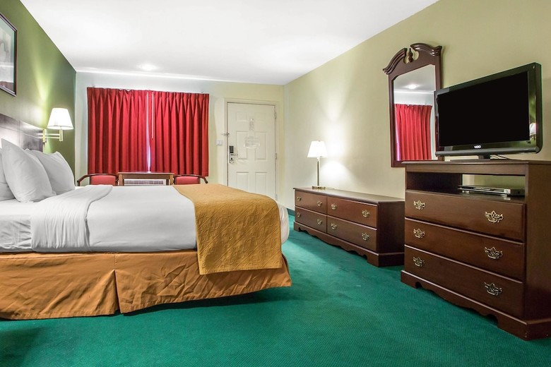 Motel Quality Inn Pleasantville