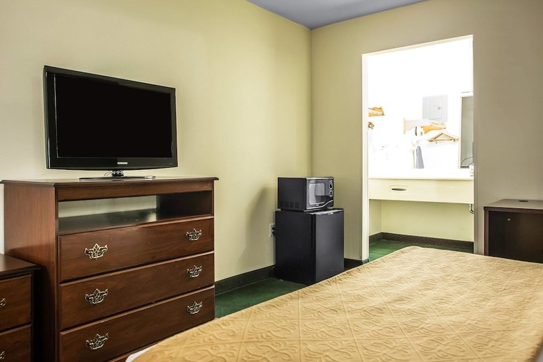 Motel Quality Inn Pleasantville