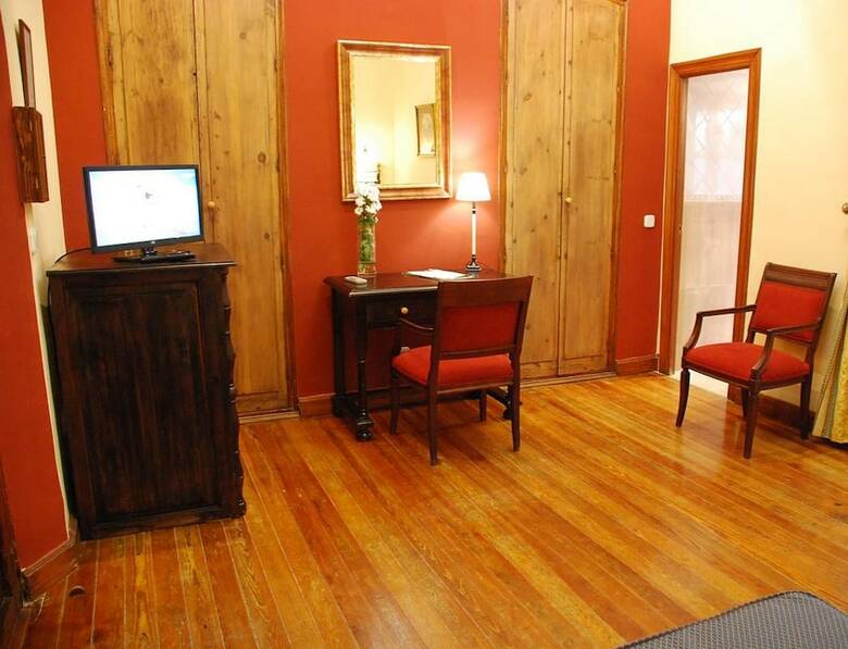 Hotel Alvar Fa�ez