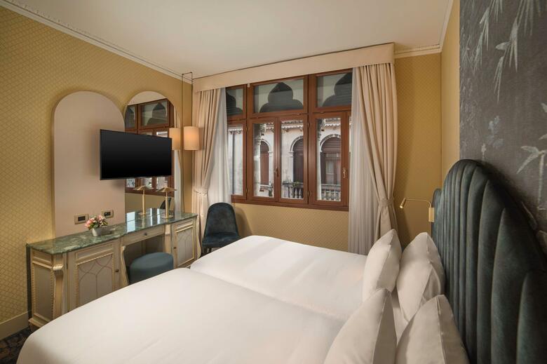 Hotel NH Venezia Santa Lucia