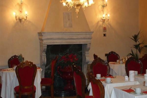 Hotel NH Venezia Santa Lucia