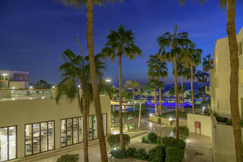 Hotel Grand Tala Bay Resort