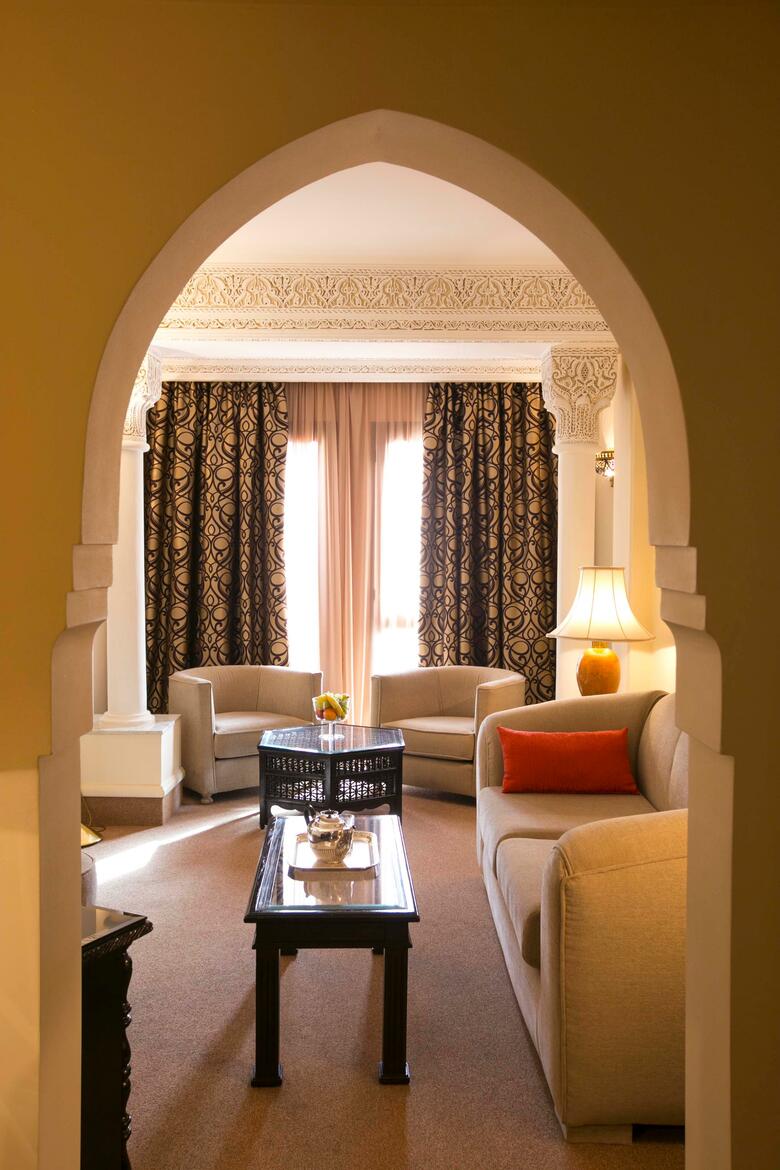 Hotel Nassim