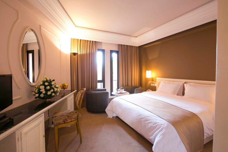 Hotel Nassim